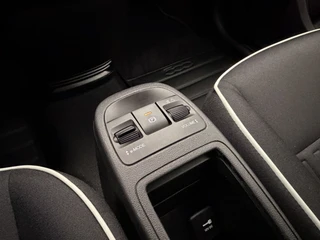 Fiat 500 3+1 Urban 24 kWh 3-Fase SOH 94,6% Camera | Carplay&Android | Stoelverwarming | Led / 25