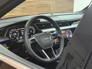 Audi Q8 Sportback e-tron 50 quattro S Edition 95 kWh | Pano | B&O| 22” | Massage | Adaptive Cruise | Matrix LED / 2