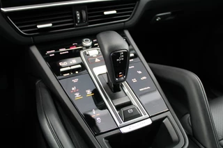 Porsche Cayenne Coupé 3.0 E-Hybrid Platinum Edition  | BOSE | MEMORY | 360 | KEYLESS | ELEK TREKHAAK | DODE HOEK | / 32