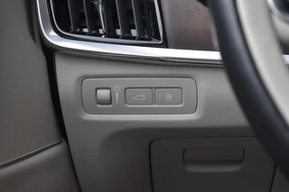 Volvo S90 2.0 T8 AWD Inscription / 19