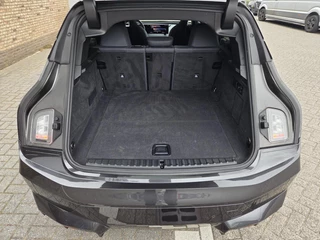 BMW iX xDrive40 Sport Edition 77 kWh, BTW, Laser, H&K, Pano / 28