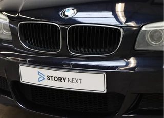 BMW 1 Series Cabrio 118i High Executive M Sport Pakket  / Navigatie Professional / Xenon / Leder / Hifi / Stoelverwarming / Climate Control / Lichtpakket / Windscherm / 18 Inch / Cruise Control / Bluetooth / 12
