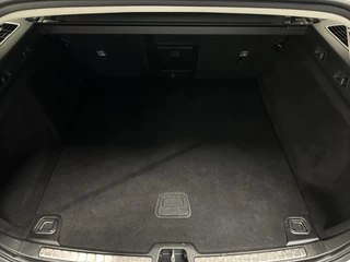 Volvo V60 2.0 B3 Momentum Advantage TREKHAAK CARPLAY NAVI ADAPTIEF CRUISE CAMERA. / 58