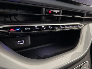Fiat 500 Icon 42 kWh | Apple/Android| Achteruitrij camera | Airco / 24