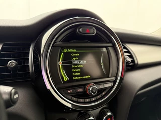Mini Mini 2.0 Cooper S | HarmanKardon | Cruise Control | Stoelverwarming | Climate Control / 18