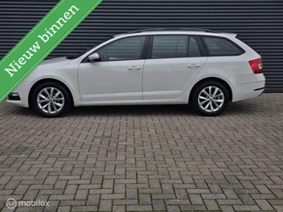 Skoda Octavia Combi 1.0 TSI Greentech Ambition Business / 8