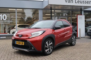 TOYOTA AYGO X ENVY 5-DRS AUTOMAAT TREKHAAK CLIMA AD-CRUISE NAVI JBL-AUDIO APPLE/ANDROID CAMERA