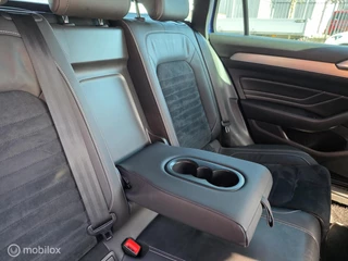 Variant 1.5 TSI R-Line | Trekhaak | Virtual Cockpit | Alcantara | Keyless | Stoelverw. | 17" LMV | PDC V+A / 33
