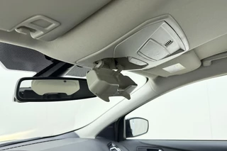 Ford Kuga 1.5 EcoBoost Titanium | Trekhaak | Achteruitrijcamera | Airco | Navigatie | Elektrische achterklep | Cruise control | Start/Stop bediening | Climate control | Parkeersensoren | Lederen/stof interieur | Stuurbediening / 32