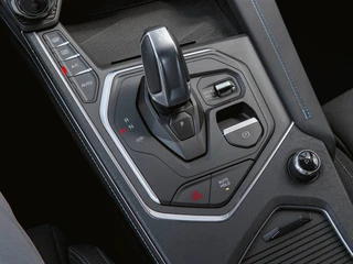 Lynk & Co 01 1.5 | Black Edition | Panoramadak|360° Camera|ACC|Stoelverwarming|Navi|Carplay / 22