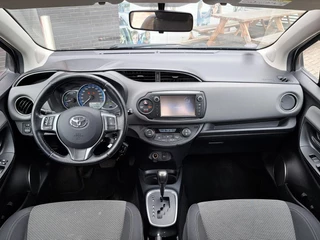 Toyota Yaris 1.5 Hybrid Aspiration / 22
