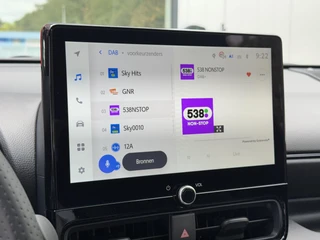 Toyota Yaris 1.5 Hybrid 130 GR SPORT NL-AUTO APPLE/ANDROID CARPLAY PARKEERCAMERA SPORTSTOELEN / 17