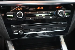 BMW X4 M40i High Executive M Sport Pakket Automaat  / Navigatiesysteem Professional / Schuif-/kanteldak / 20 Inch / Shadow Line / Leder / Extra Getint Glas / Stoelverwarming / Hifi / LED / Parkeersensoren voor+achter / Lichtpakket / 27