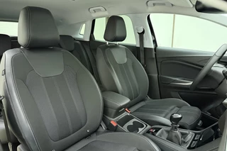 Opel Grandland 1.2 Turbo 130pk GS Line | Navigatie | Camera | Keyless | Electrische achterklep | Dakrails | Stoel & Stuurverwarming | AGR Stoelen | Climate control / 14