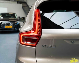 Volvo XC40 1.5 T4 Plug-in hybrid Plus Dark | Memory | Navi | Camera | Harman Kardon / 25
