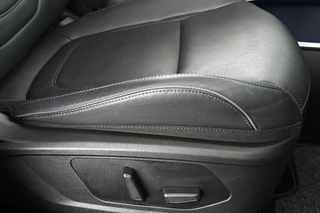 Hyundai Tucson 1.6 T-GDI PHEV Premium Sky 4WD Pano Leder Stoelventilatie Stuur/Stoelverwarming Krell / 40