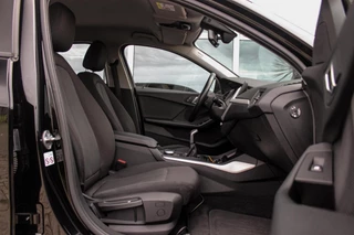 BMW 1-serie 116d F40 Executive Edition | 1e eigenaar | NL Auto | HiFi audio | DAB | LED | Apple Carplay | Rijstrooksensor | Cruise control | Climate control | Sportstuur | Active Guard Plus / 15