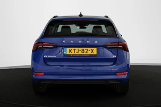 Skoda Octavia Combi 1.4 TSI iV PHEV Business Edition Keyless Apple CarPlay 17" / 16