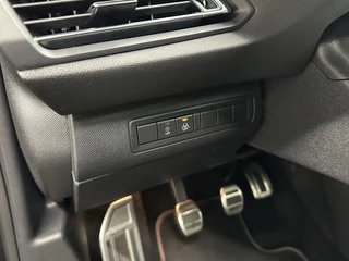 Peugeot 308 1.2 PureTech GT-Line Avantage PANO CAMERA CARPLAY ECC CRUISE. / 20
