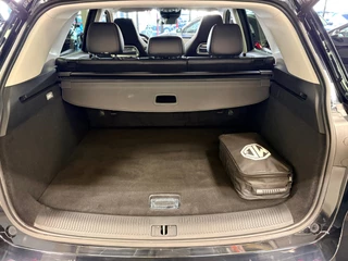 MG EHS 1.5 TGDI Luxury PHEV facelift / automaat / 360camera / Leder/ carplay / Panorama-dak / 17