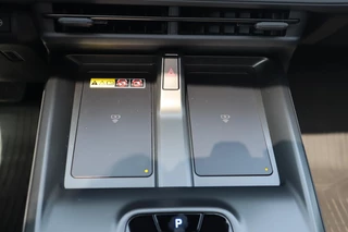 Toyota bZ4X Touring EXECUTIVE AWD 75KWH PANODAK JBL-AUDIO 1500KG TREKGEW STOELVERW/KOELING STUURVERW BLIND SPOT WARMTEPOMP EL-ACHTERKLEP / 41