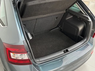 Škoda Rapid 1.0 TSI GREENTECH CLEVER ECC STOELVERW. / 18