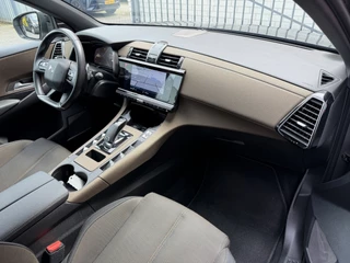DS DS 7 Crossback 180pk So Chic (Elektrisch Schuifdak - Trekhaak - Focal Electra - Stoelverwarming - 20"- Camera - LED - Navigatie - Draadloos laden) / 46