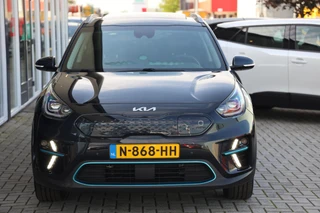 Kia e-Niro DynamicPlusLine 64 kWh|Schuif-kanteldak|Stoelverwarming|Camera|Clima|Cruise|Telefoon / 4