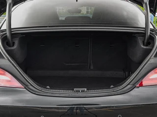 Mercedes-Benz CLA-klasse 180 Business Solution AMG Night Upgrade | Panoramadak | Camera | Apple CarPlay/Android Auto | LED | Navigatie| Stoelverwarming | 18" / 38