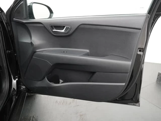 Kia Stonic 1.0 T-GDi MHEV DynamicPlusLine  - Camera - Stoel/stuurverwarming - Cruise control - Applecarplay - Android Auto 7 jaar of 150.000km Fabrieksgarantie / 46