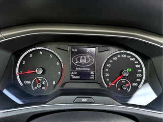 Volkswagen T-Roc 1.5 TSI Style Business  Panoramadak, Stoelverwarming, App Connect / 14