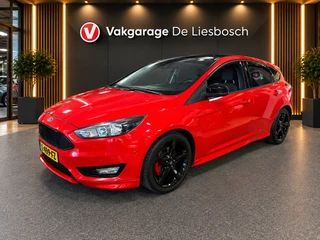 Ford Focus 1.5 Red Edition / navi / cruisecontrol / nieuwe motor / super nette staat
