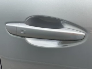 Peugeot 5008 130pk GT (Camera - LED - Keyless Entry - i-cockpit - 7 zits - Parkeersensoren V+A - Adaptieve Cruise Controle - Automatische Airco) / 33
