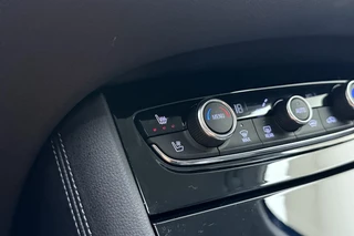 Opel Grandland X 1.6 Turbo Hybrid Elegance Automaat | Lederen bekleding | Stoelverwarming en ventilatie | Electrische achterklep | Keyless | Navigatie | DAB radio / 35