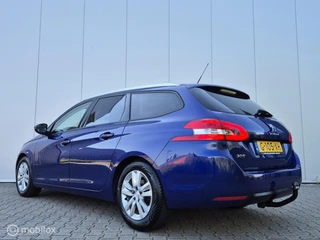 PEUGEOT 308 SW 1.2 PURETECH EXECUTIVE/PANO/LED/TREKHAAK/CARPLAY/CRUISE/LANE ASSIST / 4