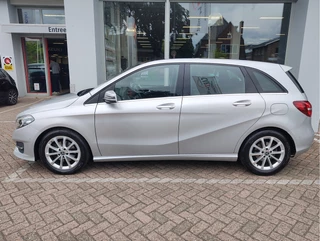 Mercedes-Benz B-Klasse 200 PRESTIGE AUTOMAAT  Pano | Dodehoeksensoren | Clima | Trekhaak / 2