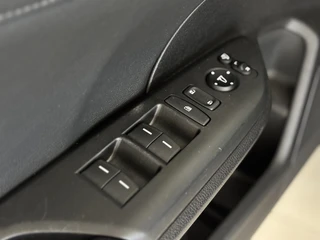 Honda Civic 1.0 i-VTEC Executive | Apple-Android | Schuif-kanteldak | Parkeercamera / 20