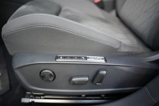 Volkswagen Golf 1.5 TSI Style Pano, ACC,Carplay,Navi / 15