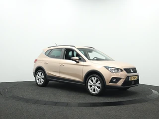 SEAT Arona 1.0 TSI Style Launch | Trekhaak | Navigatie | Camera | Stoelverwarming / 16