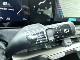 Kia EV2 Plus 61 kWh  - Navigatie - Achteruitrijcamera - Adaptief cruise control - Stoelverwarming - Stuurverwarming - Nieuw uit voorraad leverbaar / 25