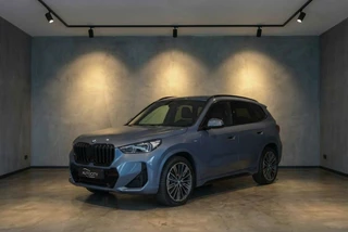 BMW X1 xDrive23i M Sport 218PK Panorama | Leder | Harman | HUD | 360° Camera | 20" LM