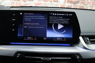 BMW X1 sDrive20i Executive M Sport Pakket Automaat  / Live Cockpit Professional / Shadow Line / Comfort Access / Head-Up Display / Adaptieve LED / 18 Inch / Parking Assistant Plus / Innovation Pack / Elektrisch Verstelbare Voorstoelen / Extra Getint Glas / 29