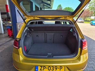 Volkswagen Golf 1.0 TSI HIGHLINE Sound, Stoelverwarming, Carplay, ALL IN prijs! / 14
