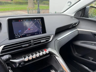 Peugeot 3008 1.2 PureTech Blue Lease Executive / 29