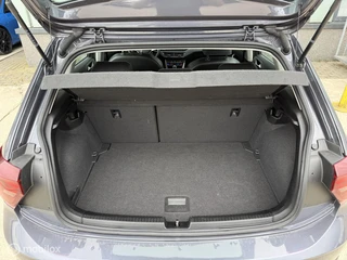 Volkswagen Polo 1.0 TSI / Luxe / Navi / Camera / Carplay / 25