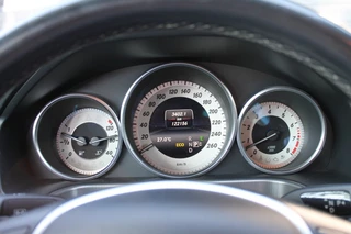 Mercedes-Benz E-Klasse 300 4MATIC AMBITION perfecte staat voor de liefhebber **122155km** / 26