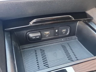 Kia Sportage 1.6T PHEV AWD DynamicPlusLine Edition | Plug-In Hybride | Stoel en stuurverwarming | Elektrisch bedienbare voorstoelen | Navigatie | Camera | Apple Carplay / Android Auto | / 38