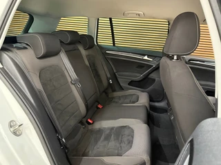 Volkswagen Golf Variant 1.4 TSI R-line | 150pk | DSG Camera | Licht+Zicht | Ambient | Winter Pakket / 9