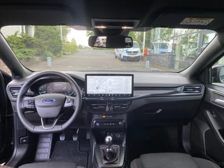 FORD Focus 1.0 EcoBoost Hybrid 125pk ST-Line / 27