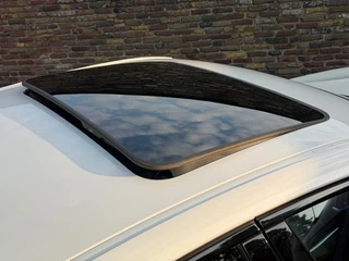 BMW 3 Serie 320E M-Sport Panodak 19 Inch Keyless / 15